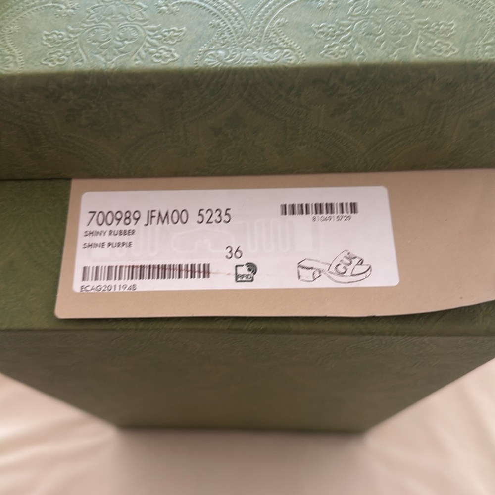 Gucci Rubber Slides - Picture 14 of 14
